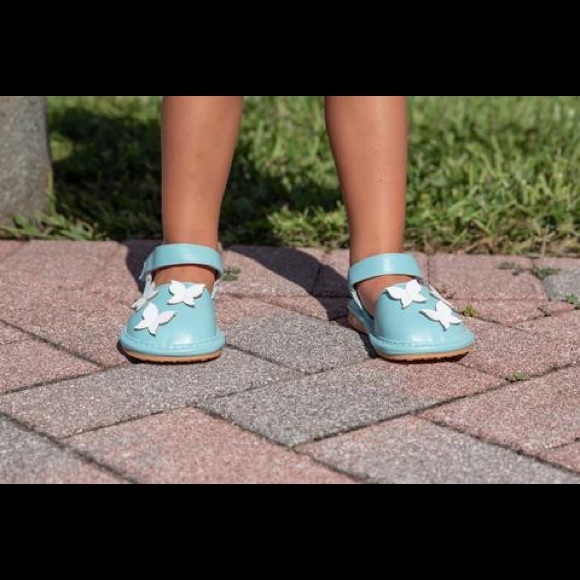blue Butterfly Mary Jane style shoes, kids! - Picture 2 of 2